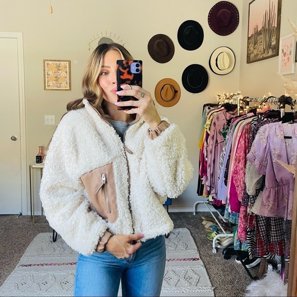 BlankNYC Faux Shearling Leather Bomber Jacket - Picture 1 of 9